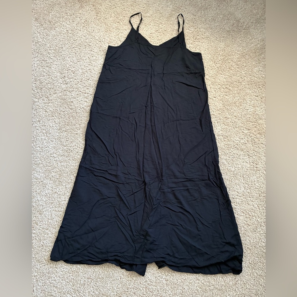 Uniqlo Button-Front Slip midi Dress with Spaghetti Straps, size L, black. - Picture 2 of 4